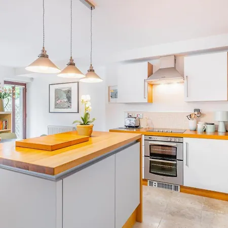 2 Bed In Oc-lr024 Windermere